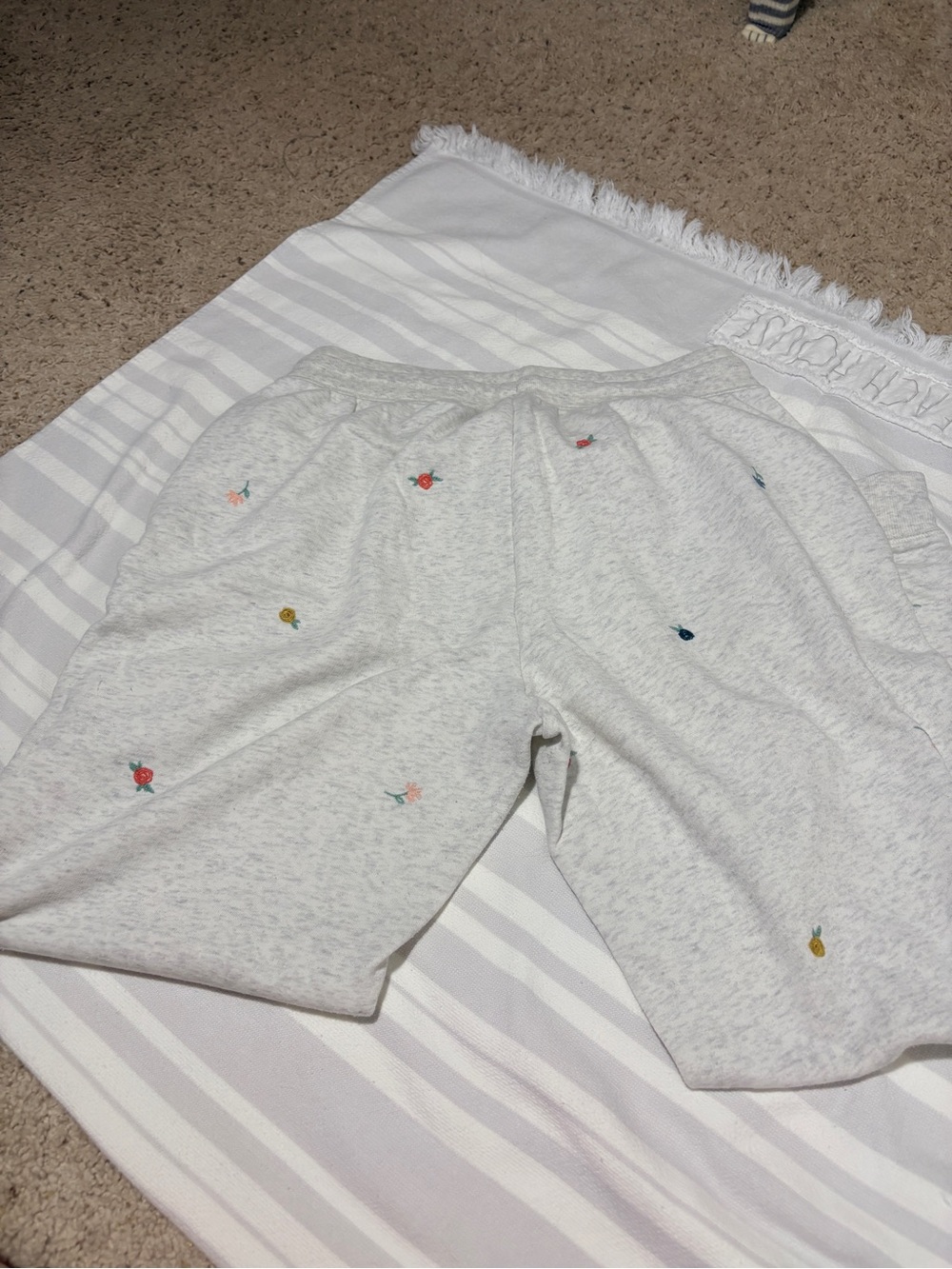 Womens Neutral Heather Gray Embroidered Jogger Pants - Picture 3 of 5